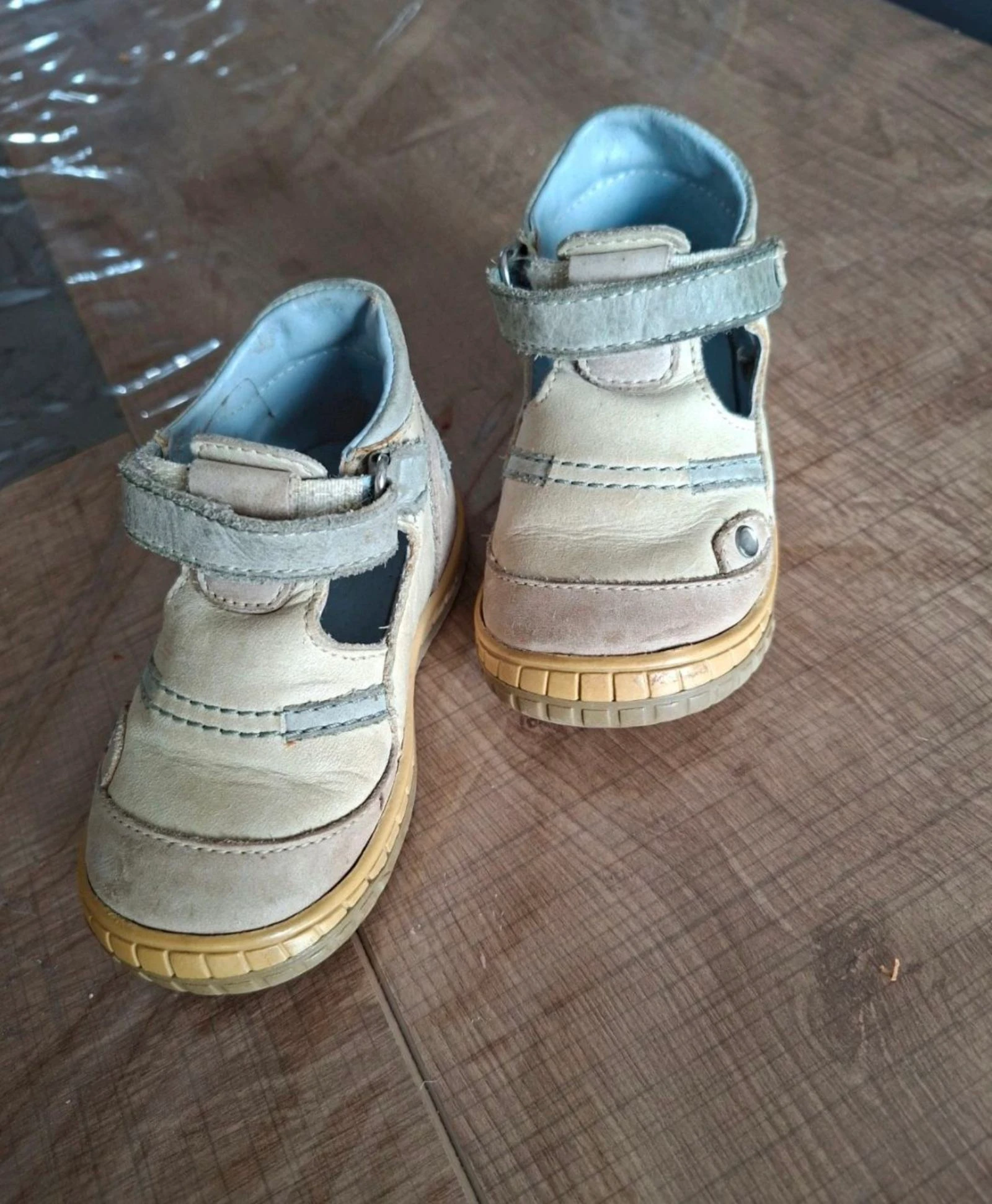 Chaussures bébés